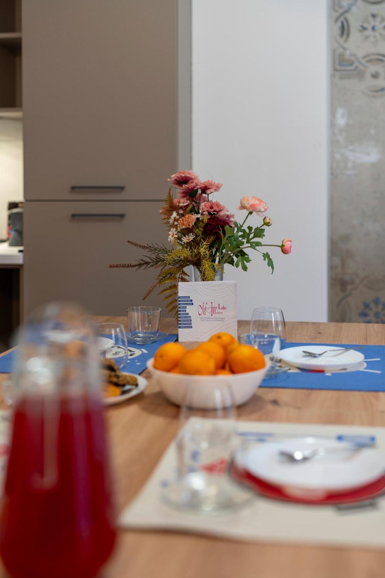 Ferienwohnung La Casa Dei Carta-New & Chic Lovere Exterior foto